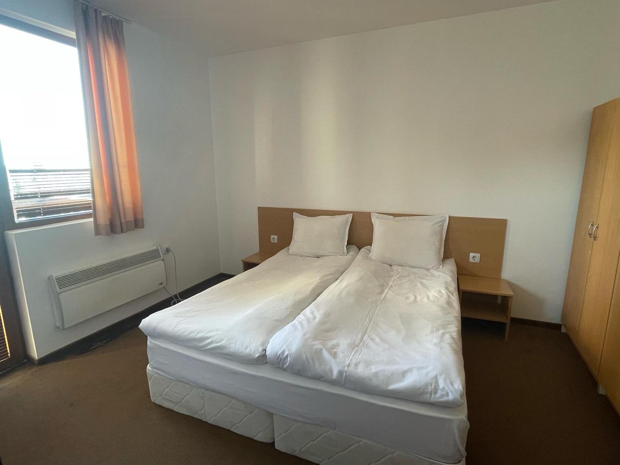 Mountain Lodge Apartments Pamporovo Bagian luar foto